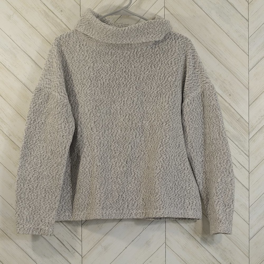 a new day white/gray turtle neck long sleeve sweater size L